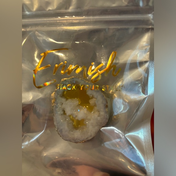 Druzy rock pop socket. NWT. - Picture 3 of 11